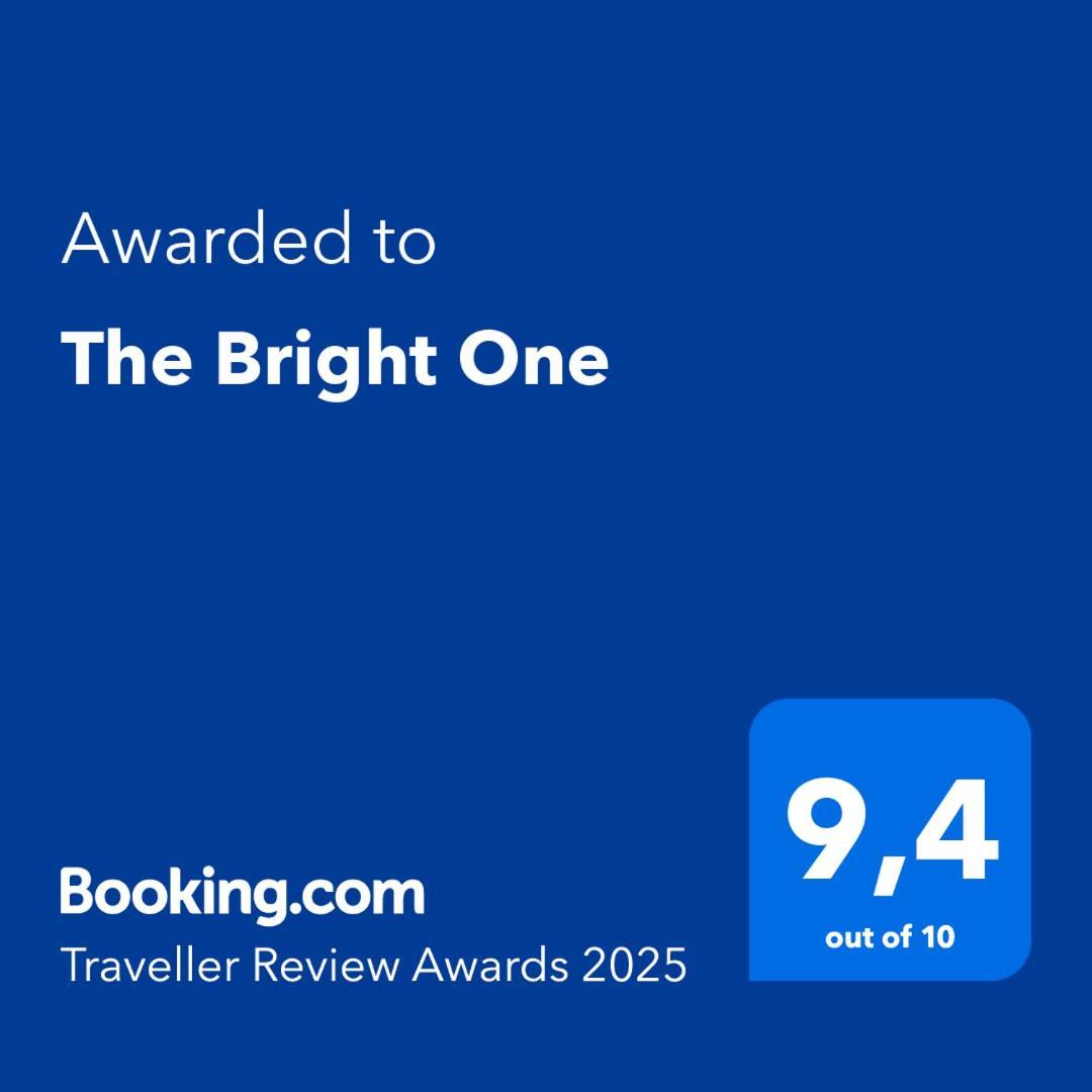 이라클리온 The Bright One 아파트 외부 사진